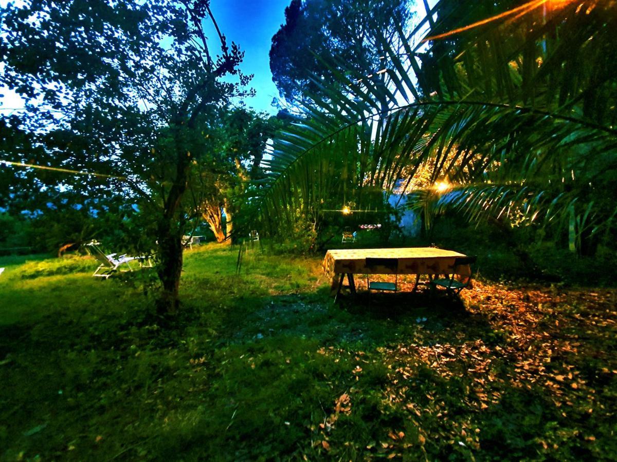 Villa De Benedetti Сарцана Экстерьер фото